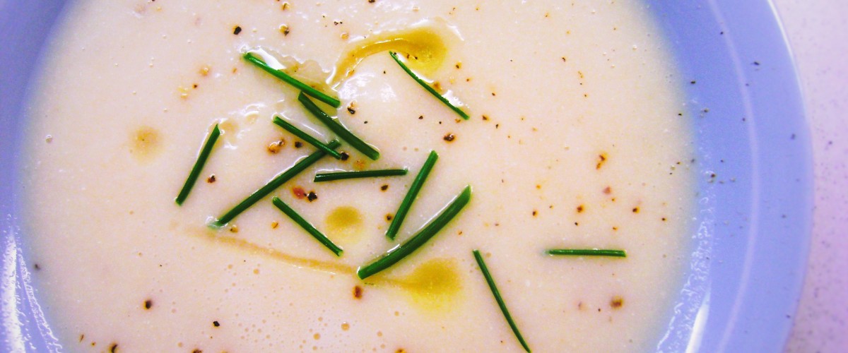 Supa crema de conopida cu ulei de trufe albe