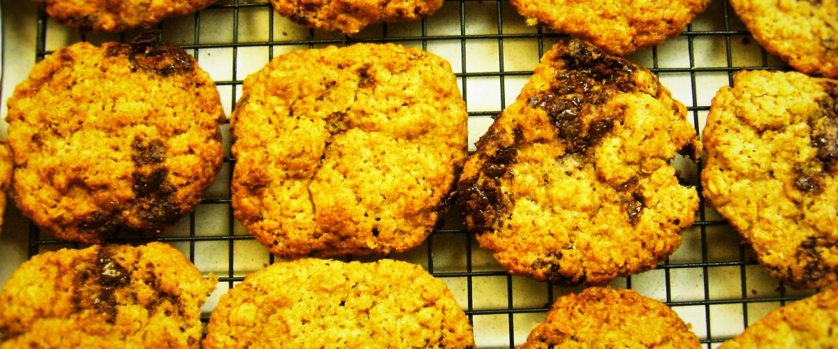All-American Oatmeal Chocolate Chip Cookies